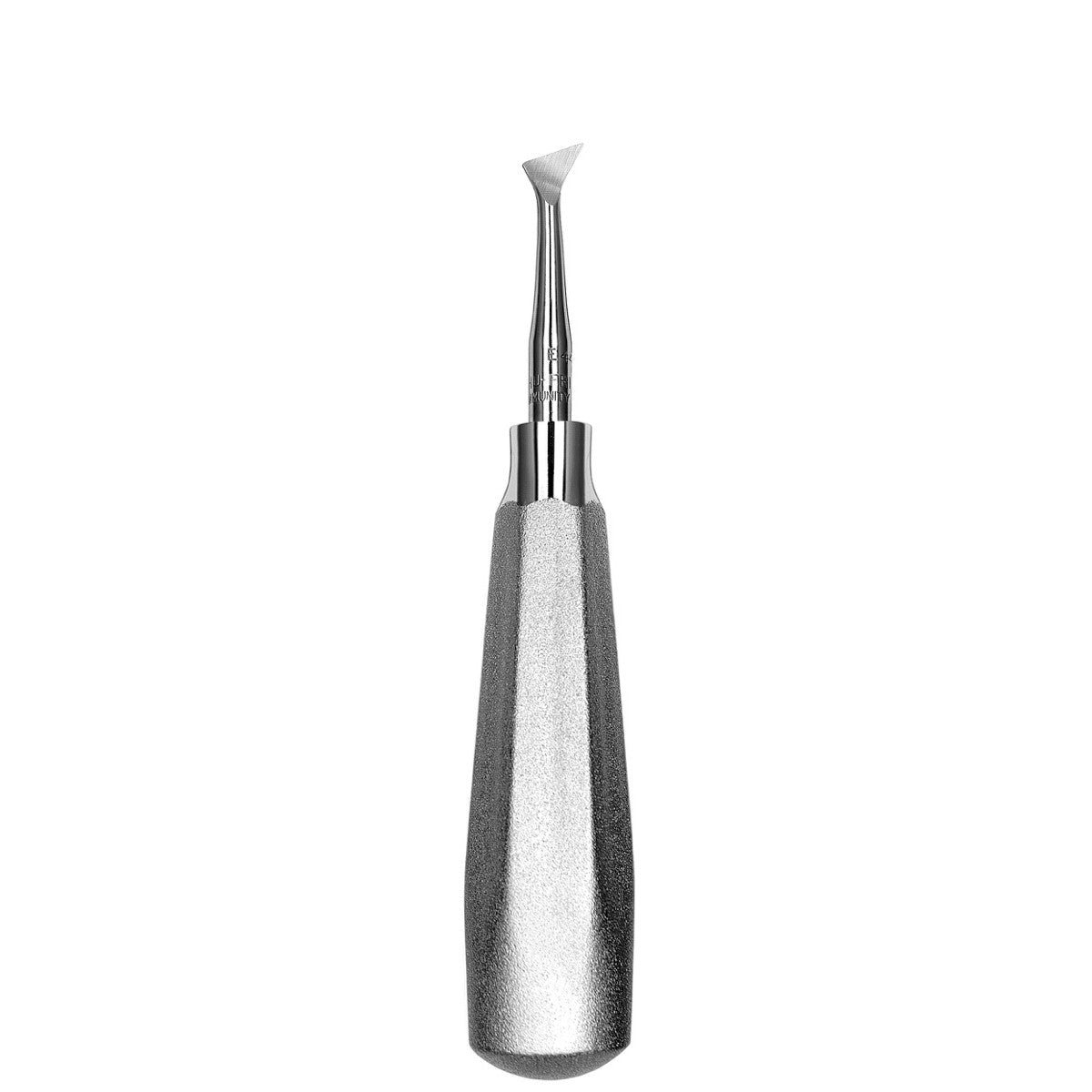 E44_bw-1200×1200.jpg