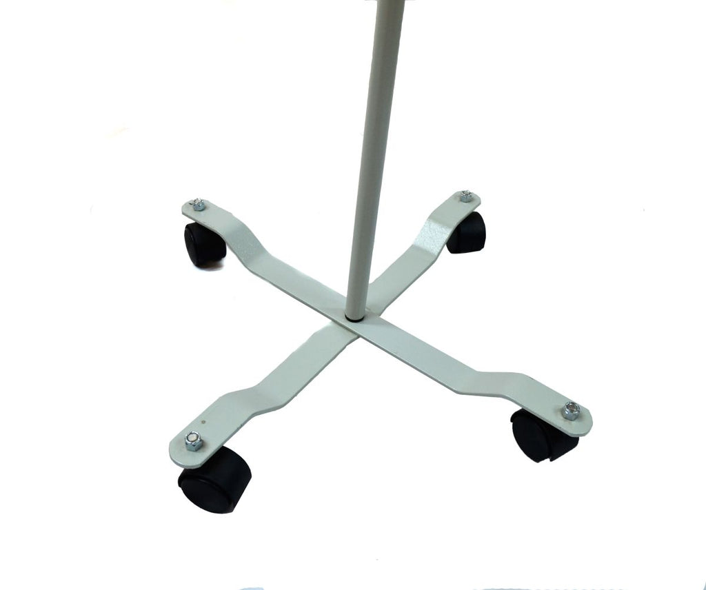 PORTA SUERO 3 GANCHOS ESMALTADO RODABLE2