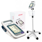 Monitor digital de presión arterial Yuwell YE680E con pedestal móvil y brazalete para uso clínico.